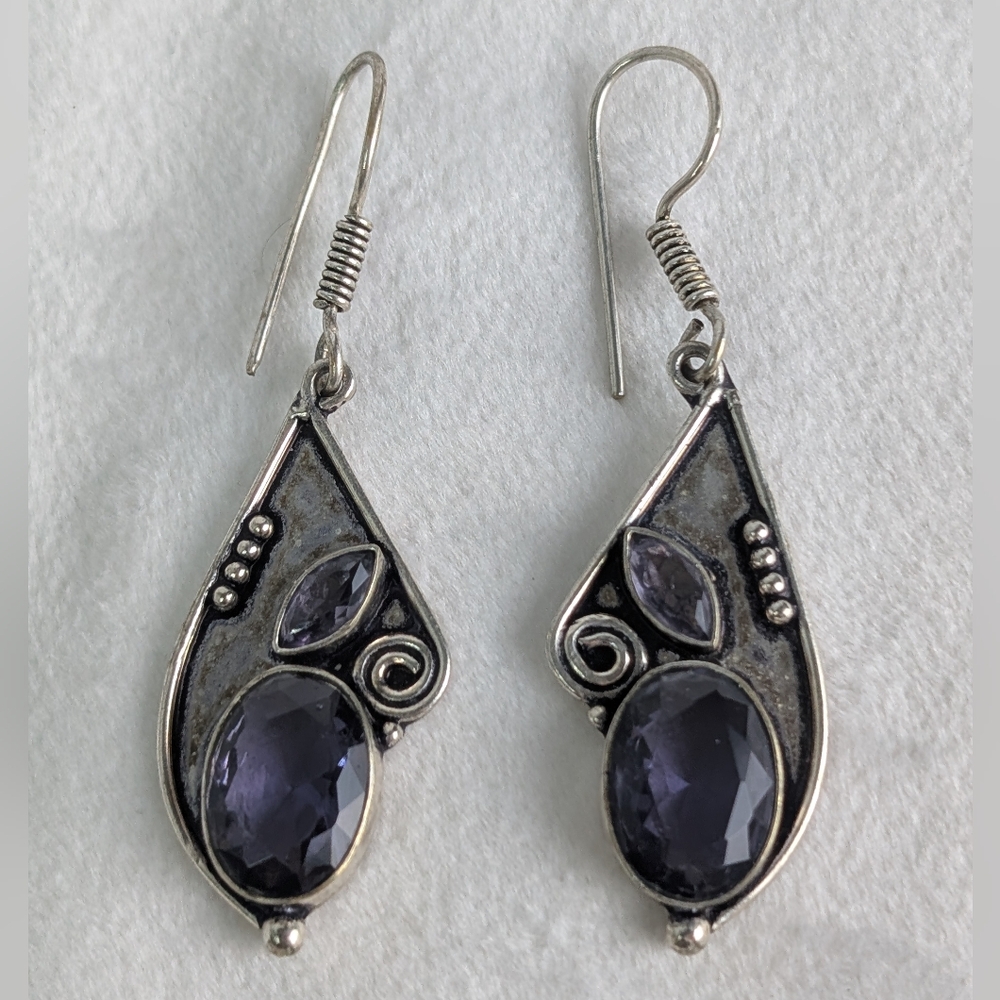 ☘️Elegant 925 Silver and Purple Amethyst Drop Earrings